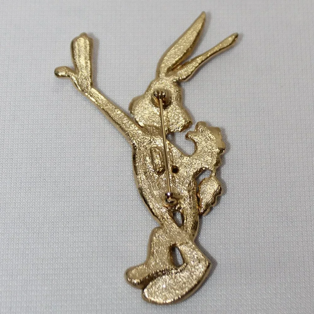 Vintage Bugs Bunny Warner Bros Metal Pin Brooch